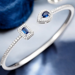 CUBIC ZIRCONIA COLLECTION - EXQUISITE BANGLE BRACELET -CZBR144 SAPPHIRE