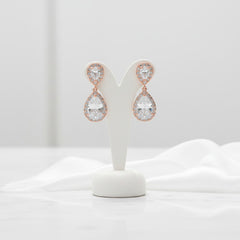 CUBIC ZIRCONIA COLLECTION - CHIC CRYSTAL EARRINGS - ROSE GOLD - CZER369