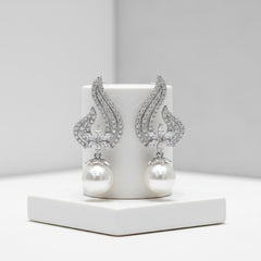 CUBIC ZIRCONIA COLLECTION - EXQUISITE PEARL EARRINGS - CZER439 SILVER