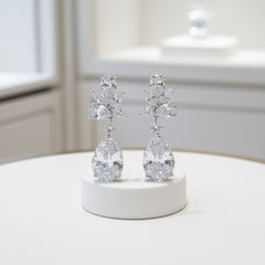 CUBIC ZIRCONIA COLLECTION - EXQUISITE STARLET EARRINGS - CZER445