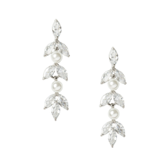 CUBIC ZIRCONIA COLLECTION - DAINTY PEARL SPARKLE EARRINGS - CZER453 SILVER