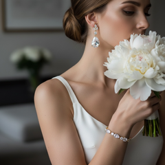 CUBIC ZIRCONIA COLLECTION -CHIC CRYSTAL BRACELET SET - GOLD