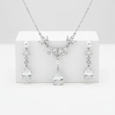 CUBIC ZIRCONIA COLLECTION - CHIC PEARL NECKLACE SET - CZNK264 SILVER