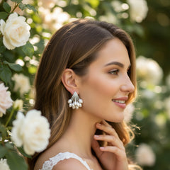 CUBIC ZIRCONIA COLLECTION - PEARL CLUSTER EARRINGS - CZER862 SILVER