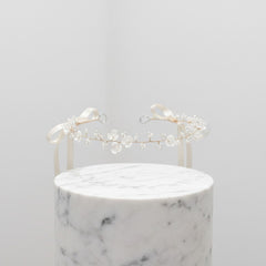 ATHENA COLLECTION - DAINTY FLOWER HAIRVINE - SILVER