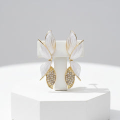 ATHENA COLLECTION - CHIC DROP EARRINGS -WHITE -CZER895