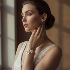 ATHENA COLLECTION - CHIC GOLD BRACELET - BR173 GOLD