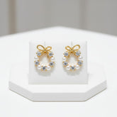 ATHENA COLLECTION - CHIC PEARL BOW EARRINGS - CZER915 GOLD