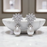 CUBIC ZIRCONIA COLLECTION - CRYSTAL CLUSTER EARRINGS - CZER931 SILVER