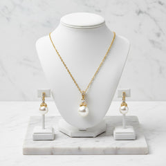 CUBIC ZIRCONIA COLLECTION - PRECIOUS PEARL NECKLACE SET - Gold CZNK20