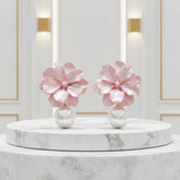 CUBIC ZIRCONIA COLLECTION - CHIC FLOWER PEARL EARRINGS - CZER960 pink