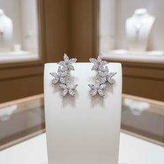 CUBIC ZIRCONIA COLLECTION - DAINTY SPARKLE EARRINGS - CZER483 - SILVER