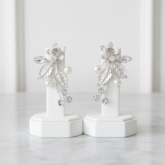 ATHENA COLLECTION - FLORAL ROMANCE EARRINGS - SILVER - ER495