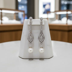CUBIC ZIRCONIA COLLECTION - VINTAGE CRYSTAL DROP EARRINGS - CZER496 SILVER