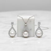 CUBIC ZIRCONIA COLLECTION - PEARL ELEGANCE NECKLACE SET - SILVER (CZNK102)