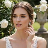 CUBIC ZIRCONIA COLLECTION - GRADUATED CRYSTAL EARRINGS - CZER517 SILVER