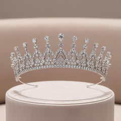 CUBIC ZIRCONIA COLLECTION - CRYSTAL RADIANCE TIARA - AHB40