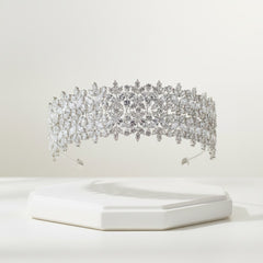 CUBIC ZIRCONIA COLLECTION - BEJEWELLED DECO HEADPIECE - SILVER - AHB49