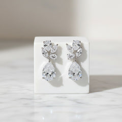 CUBIC ZIRCONIA COLLECTION - VINTAGE SPARKLE EARRINGS - CZER537