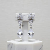 CUBIC ZIRCONIA COLLECTION - GRACEFUL CRYSTAL EARRINGS CZER539