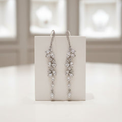 CUBIC ZIRCONIA COLLECTION - SHIMMERING CRYSTAL DROP EARRINGS - CZER546