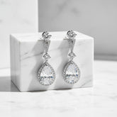 CUBIC ZIRCONIA COLLECTION - GRACEFUL SHIMMER EARRINGS - CZER552 SILVER