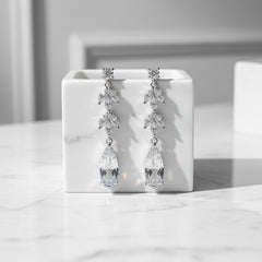 CUBIC ZIRCONIA COLLECTION - GLAM STARLET EARRINGS - CZER564 SILVER
