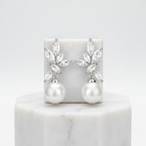 CUBIC ZIRCONIA COLLECTION - CRYSTALLURE PEARL DROP EARRINGS - CZER565- (SILVER )