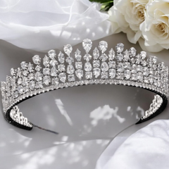 CUBIC ZIRCONIA COLLECTION - DIAMOND LUXE TIARA AHB74 SILVER