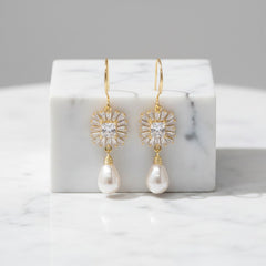 CUBIC ZIRCONIA COLLECTION - VINTAGE TREASURE EARRINGS - CZER575 GOLD