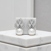 CUBIC ZIRCONIA COLLECTION - VINTAGE DIVINE EARRINGS - CZER580