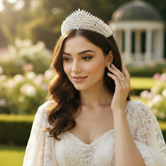 CUBIC ZIRCONIA COLLECTION - CRYSTAL EXTRAVAGANCE TIARA - AHB94 SILVER