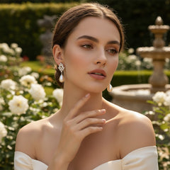 CUBIC ZIRCONIA COLLECTION - VINTAGE CHIC EARRINGS - CZER595 SILVER