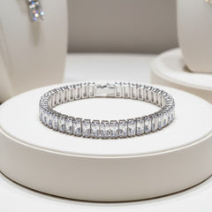 CUBIC ZIRCONIA COLLECTION - EXQUISITE SPARKLE BRACELET - BR124 SILVER