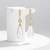 CUBIC ZIRCONIA COLLECTION - PEARL ELEGANCE EARRINGS - GOLD CZER600