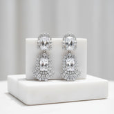 CUBIC ZIRCONIA COLLECTION - GATSBY INSPIRED CHANDELIER EARRINGS - CZER609 SILVER