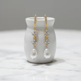 CUBIC ZIRCONIA COLLECTION - GRACEFUL PEARL DROP EARRINGS - CZER596 GOLD