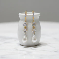CUBIC ZIRCONIA COLLECTION - GRACEFUL PEARL DROP EARRINGS - CZER596 GOLD