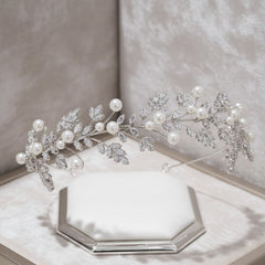 CUBIC ZIRCONIA COLLECTION - GRACELFUL PEARL HEADBAND - AHB128 SILVER