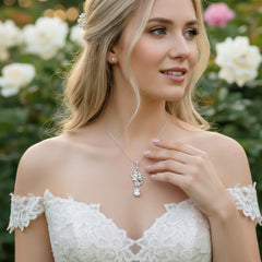 CUBIC ZIRCONIA COLLECTION - PEARL BLOOM NECKLACE- CZNK165 ROSE GOLD