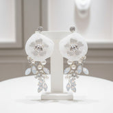 ATHENA COLLECTION - ROMANTIC ELEGANCE EARRINGS - CZER662 SILVER