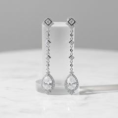 CUBIC ZIRCONIA COLLECTION - STARLET CHANDELIER EARRINGS - CZER670 SILVER