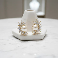 CUBIC ZIRCONIA COLLECTION - DAINTY PEARL EARRINGS - CZER692 GOLD