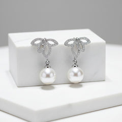 CUBIC ZIRCONIA COLLECTION - CRYSTAL ALLURE EARRINGS - CZER694 SILVER
