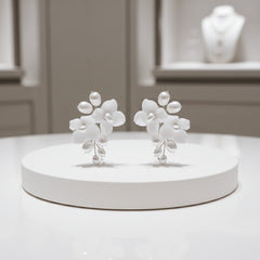 ATHENA COLLECTION - TIMELESS ELEGANCE PEARL EARRINGS - CZER704 SILVER
