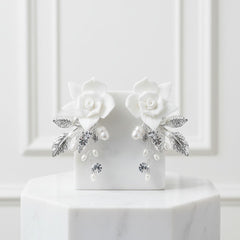 ATHENA COLLECTION - STARLET FLOWER EARRINGS - CZER724 SILVER