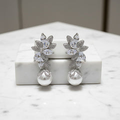 CUBIC ZIRCONIA COLLECTION - STARLET PEARL EARRINGS - CZER742