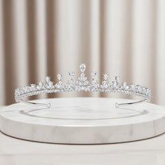 CUBIC ZIRCONIA COLLECTION - STARLET GEM TIARA - AHB178 SILVER