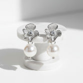 CUBIC ZIRCONIA COLLECTION - VINTAGE FLOWER EARRINGS - CZER756 SILVER