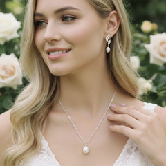 CUBIC ZIRCONIA COLLECTION -PRECIOUS PEARL NECKLACE SET - CZNK197 SILVER